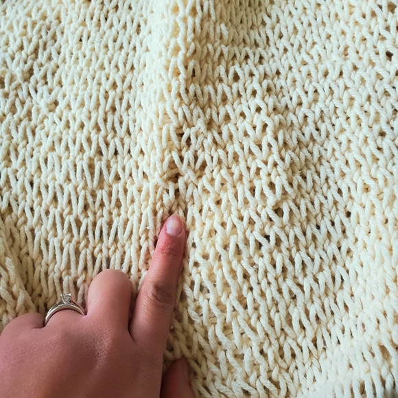 Handmade Boat Neck Cropped Cream Sweater • XS - Picture 4 of 6